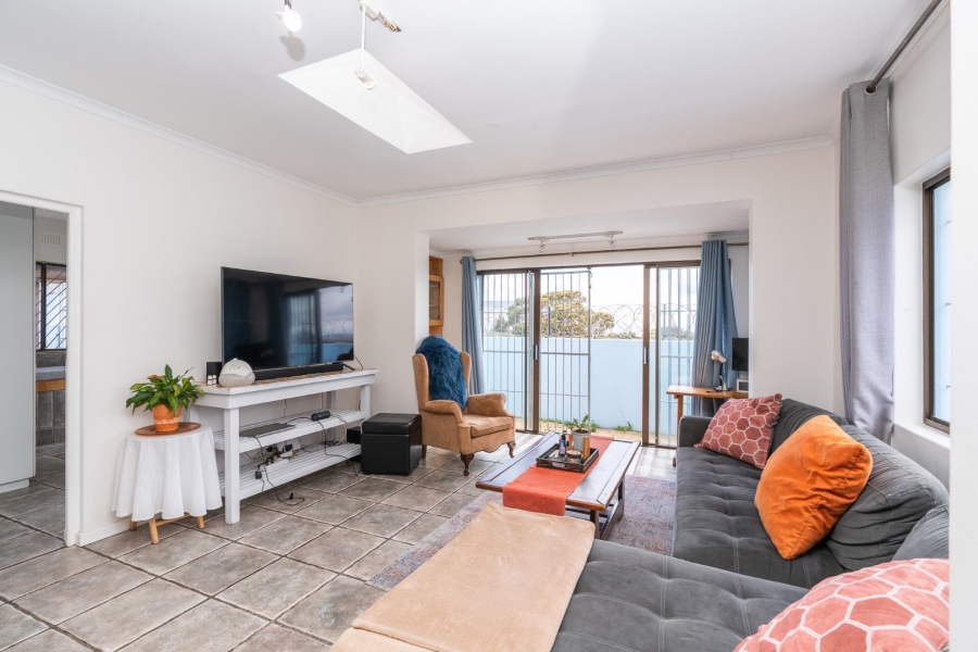 2 Bedroom Property for Sale in Woodstock Western Cape